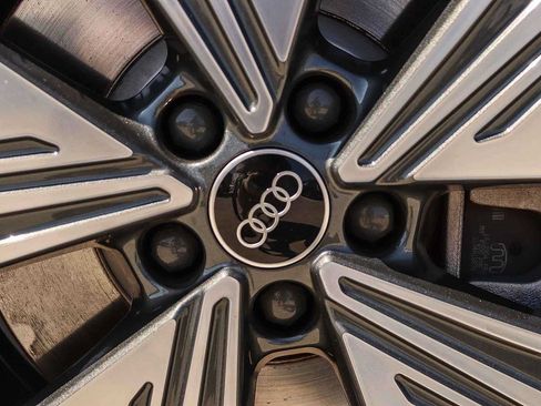 Used 2023 Audi Q4 e-tron Premium w/ Premium Plus RWD image 15