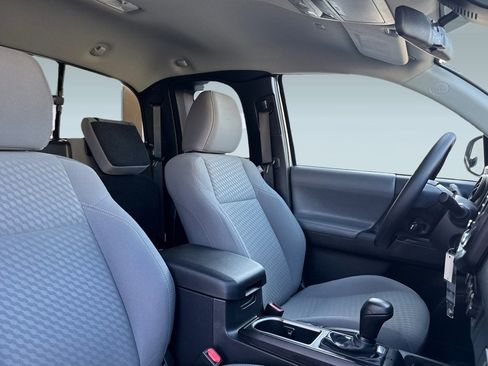 Used 2022 Toyota Tacoma SR5 image 30