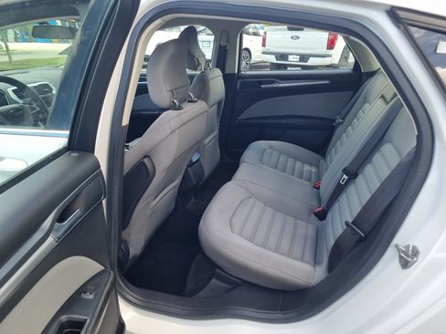 Used 2015 Ford Fusion S FWD image 13