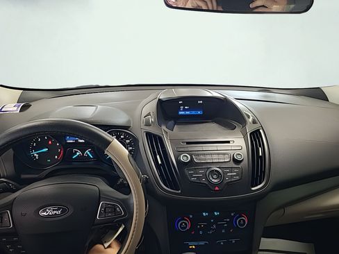 Used 2018 Ford Escape SE AWD/4WD image 7
