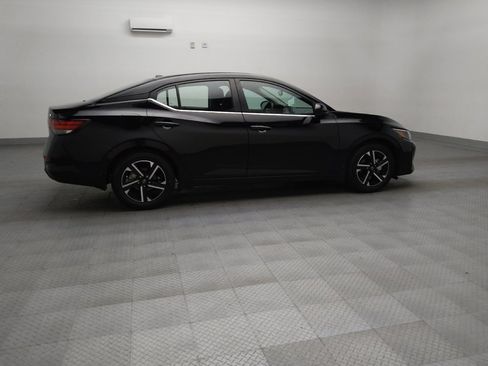 Used 2024 Nissan Sentra SV FWD image 10