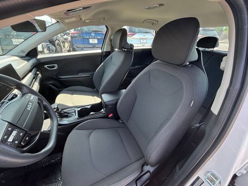 Used 2026 Kia K4 FWD image 38