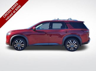 Used 2023 Nissan Pathfinder Platinum w/ Cargo Package video 2