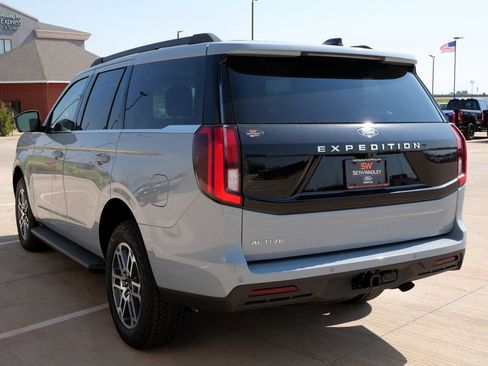 New 2026 Ford Expedition Active AWD/4WD image 6