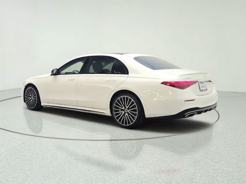 Used 2023 Mercedes-Benz S 580 4MATIC Sedan image 7