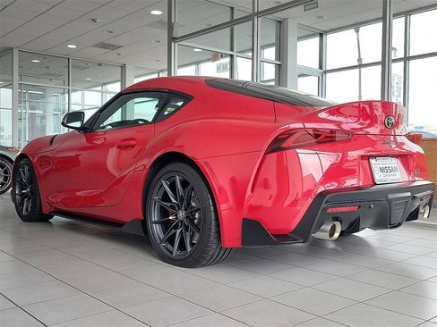 Used 2026 Toyota Supra Premium w/ Driver Assist Package image 32