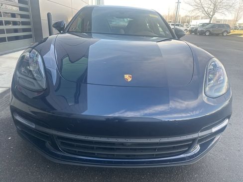 Used 2019 Porsche Panamera 4 image 7