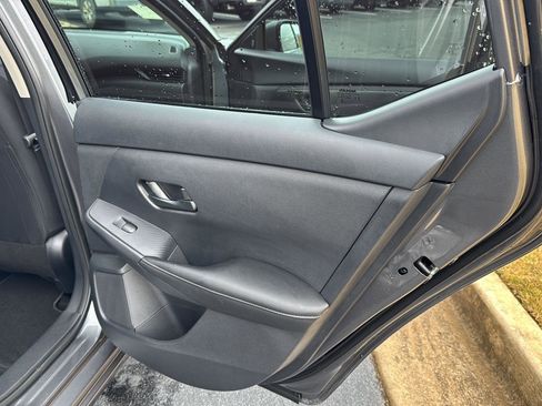 Used 2025 Nissan Sentra S image 13