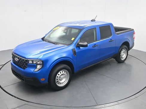 Used 2025 Ford Maverick XL w/ Equipment Group 102A AWD/4WD image 22