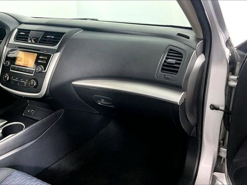 Used 2016 Nissan Altima 2.5 S w/ Power Driver Seat Package FWD image 15
