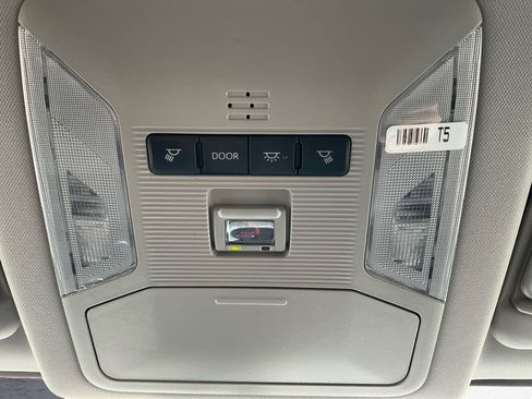 Used 2024 Toyota RAV4 Adventure image 11