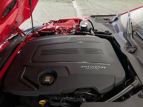 Used 2021 Jaguar F-TYPE Convertible image 15