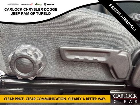 Used 2025 Jeep Wrangler Sport image 12