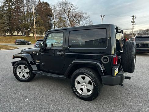 Used 2012 Jeep Wrangler Sahara w/ Dual Top Group image 21
