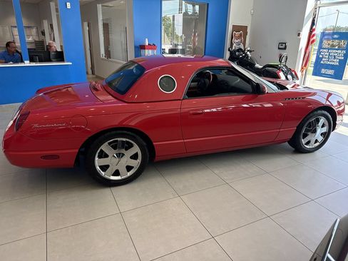Used 2002 Ford Thunderbird RWD image 8