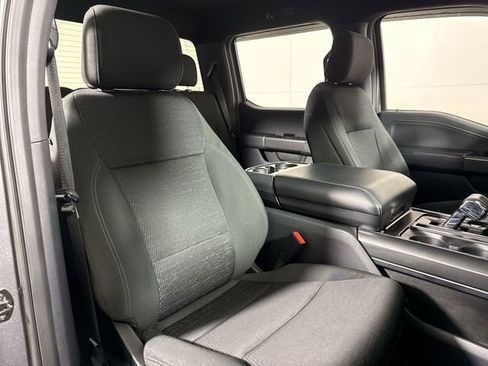 Used 2022 Ford F150 XLT image 13
