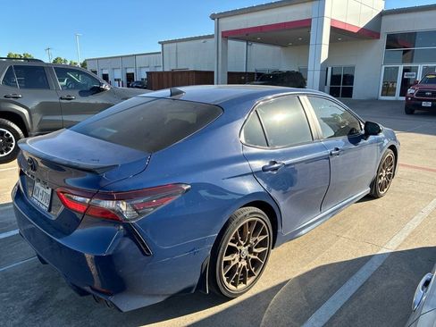 Used 2024 Toyota Camry SE w/ Convenience Package FWD image 2