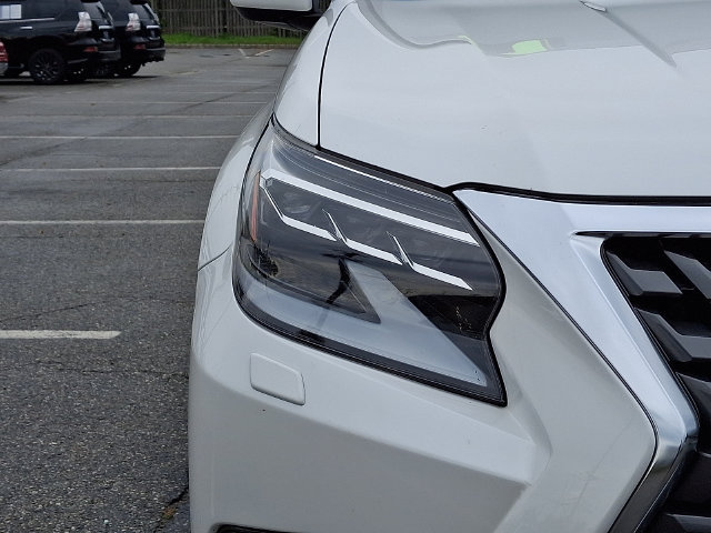 Used 2021 Lexus GX 460 Luxury w/ Accessory Package AWD/4WD image 9