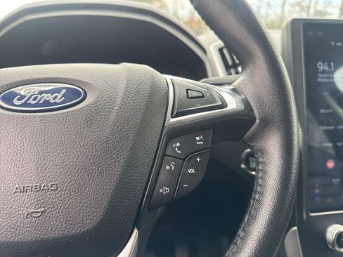 Used 2024 Ford Edge SEL image 23