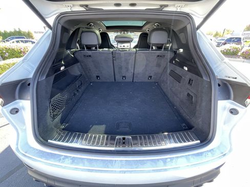 Used 2023 Porsche Cayenne S image 34