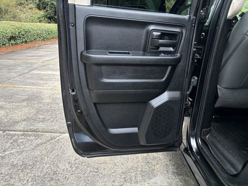 Used 2017 RAM 1500 Express RWD image 21