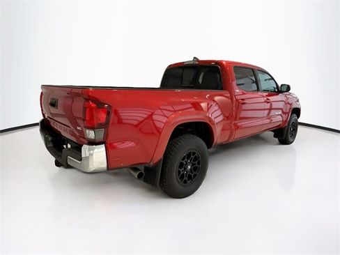 Certified 2019 Toyota Tacoma SR5 image 5