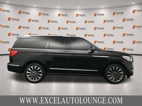 Used 2020 Lincoln Navigator Reserve w/ Luxury Package RWD image 6