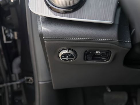Used 2025 Mercedes-Benz EQE 350+ SUV image 18
