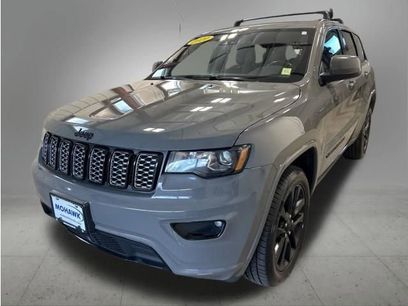 Used 2020 Jeep Grand Cherokee Altitude