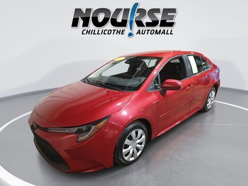 Used 2021 Toyota Corolla LE image 1