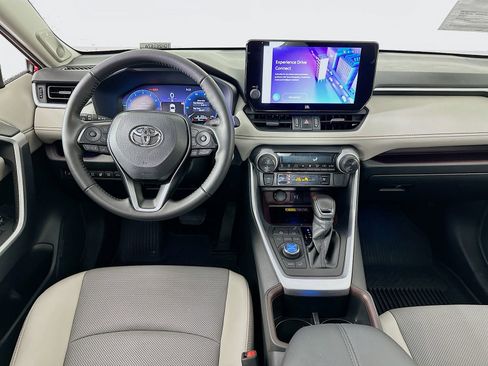 Used 2025 Toyota RAV4 Limited w/ Advanced Technology Package image 24