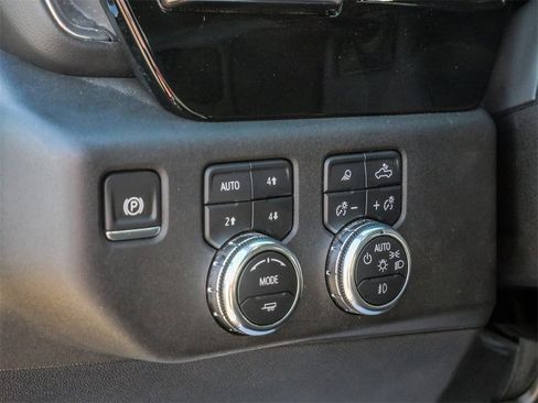 Used 2024 GMC Sierra 2500 SLE w/ SLE Value Package; image 28