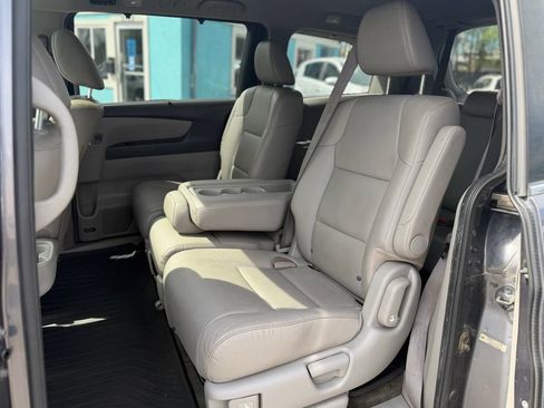 Used 2014 Honda Odyssey EX-L image 11
