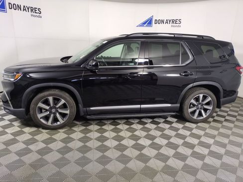 Used 2024 Honda Pilot Elite image 2