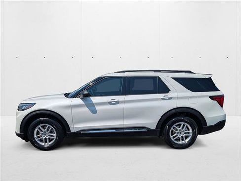 New 2025 Ford Explorer Active w/ Active Comfort Package image 5