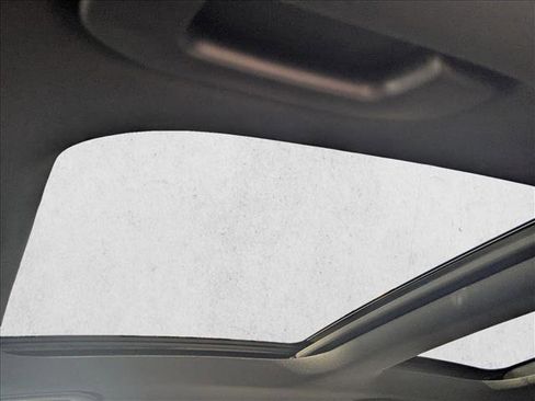 Used 2025 Mercedes-Benz C 300 4MATIC Sedan image 16