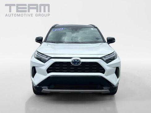 Used 2024 Toyota RAV4 XSE AWD/4WD image 2