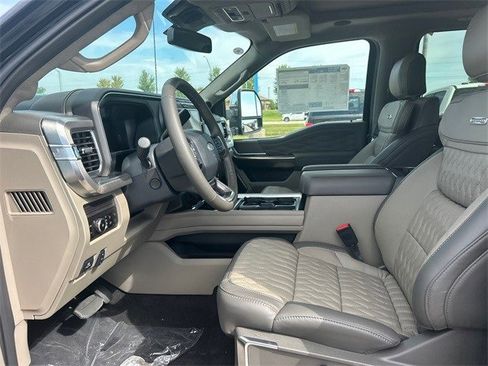 New 2025 Ford F350 Platinum w/ Platinum Plus Package image 22