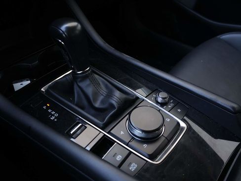 Used 2024 MAZDA MAZDA3 s image 13