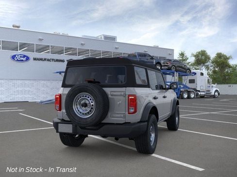 New 2026 Ford Bronco 4-Door AWD/4WD image 8