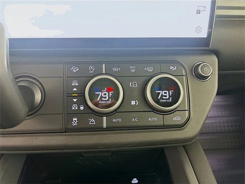 New 2026 Land Rover Defender 110 S image 17