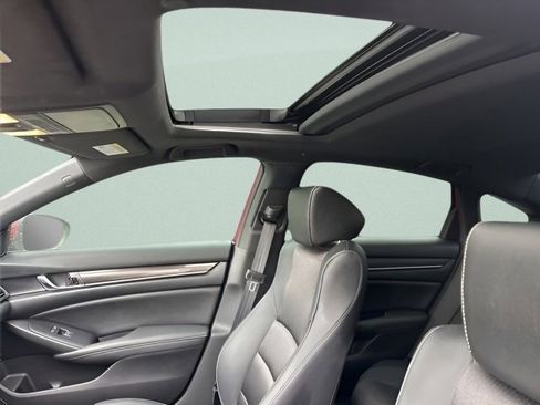 Used 2020 Honda Accord Sport image 14