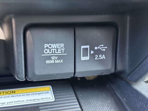 Used 2022 Honda Pilot TrailSport image 27