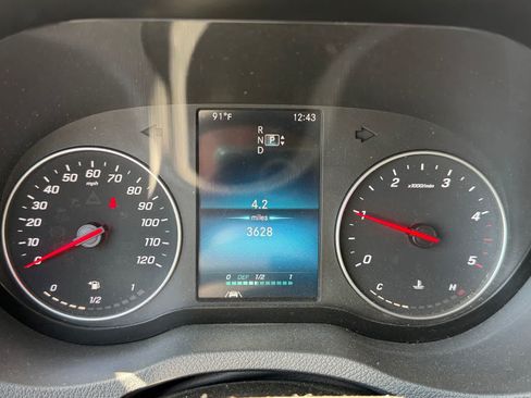 Used 2024 Mercedes-Benz Sprinter 2500 w/ Acoustic Package image 13