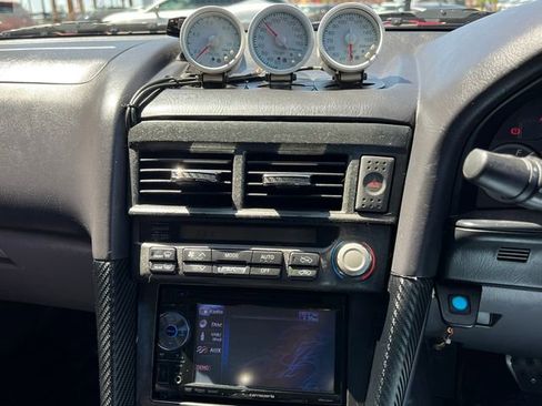 Used 1998 Nissan Other Nissan Models image 19