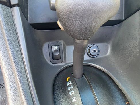 Used 2000 Ford Mustang Convertible RWD image 35