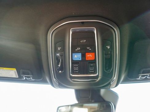 New 2025 Jeep Grand Cherokee Laredo X w/ Luxury Tech Group I image 29