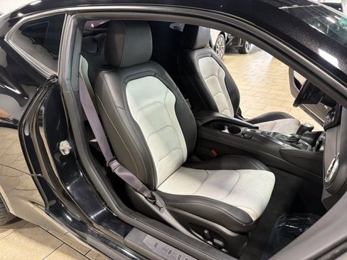 Used 2016 Chevrolet Camaro LT RWD image 10