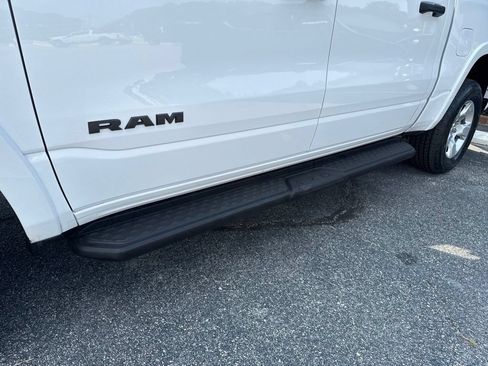 Used 2023 RAM 1500 Big Horn AWD/4WD image 31