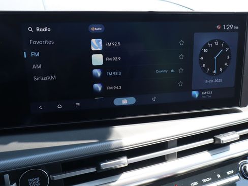 New 2026 Hyundai Santa Fe SE image 13